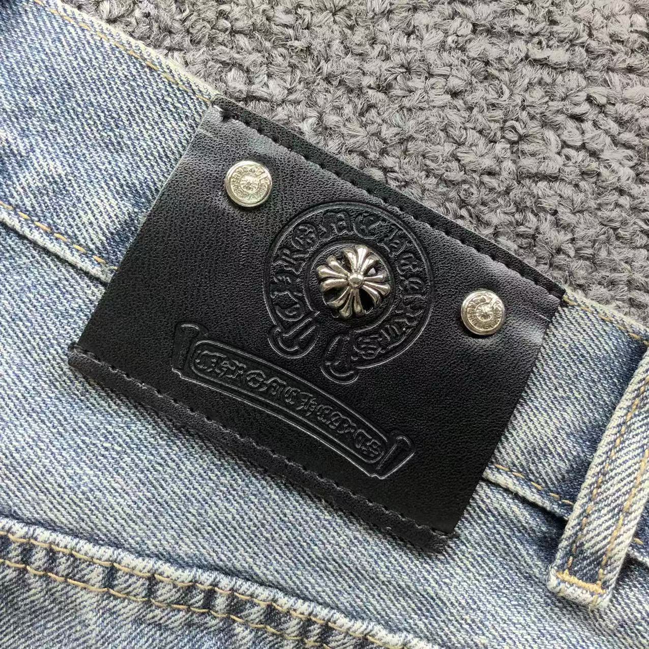 Black & White Cross Patch Light Denim Baggy Jeans™