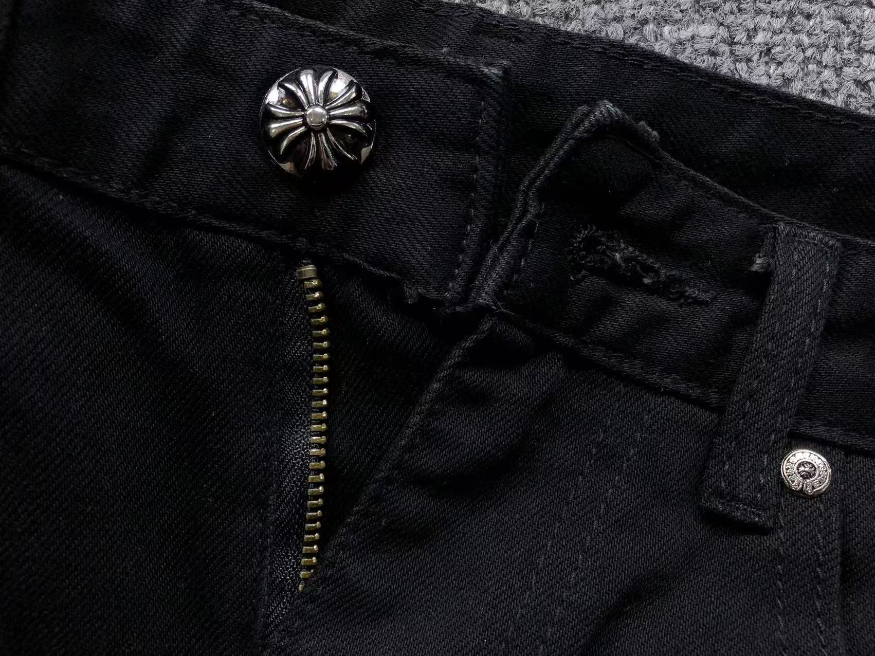 Paint Splatter Triple Yellow Cross Patch Black Jeans™