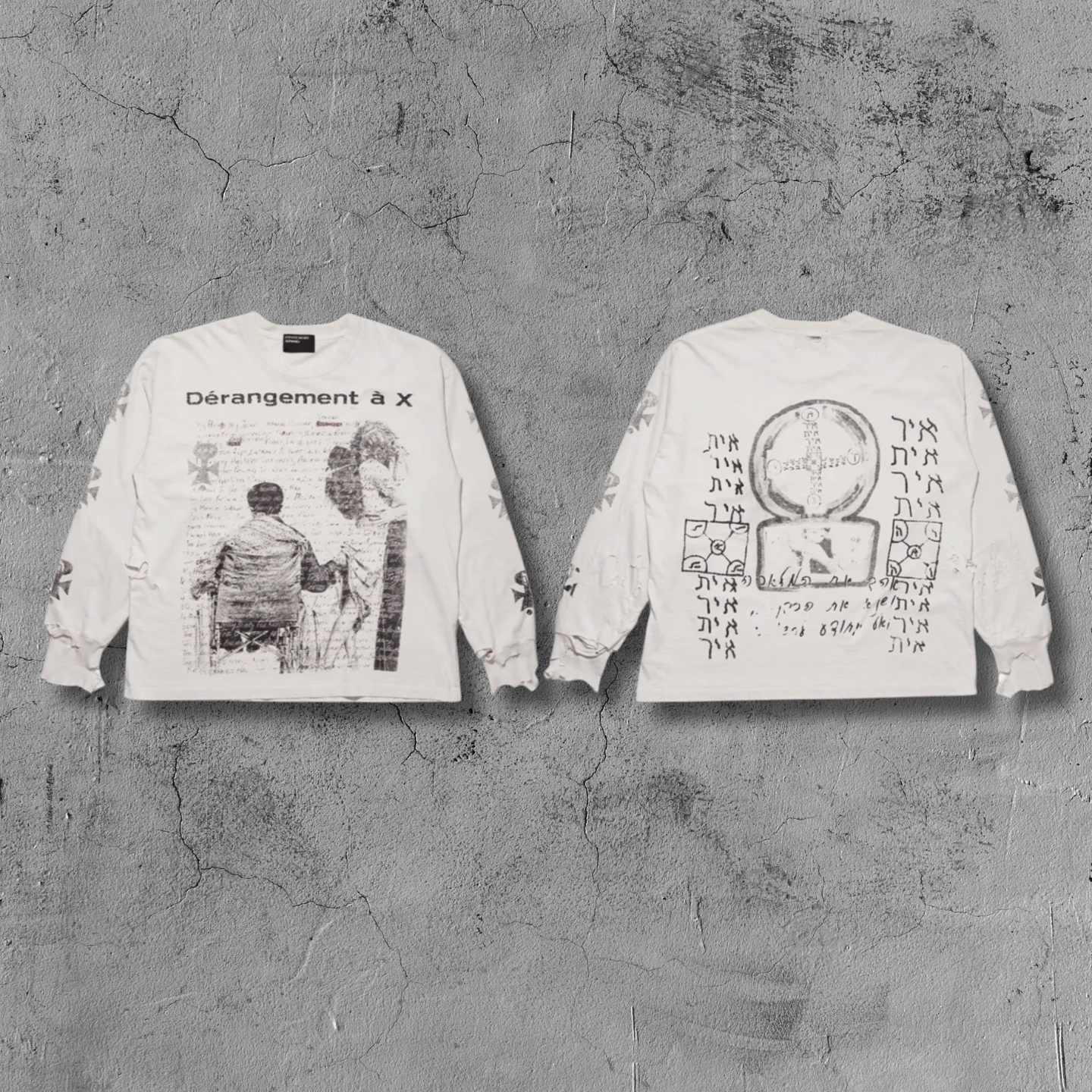 ER* Dérangement Distressed White Long Sleeve™