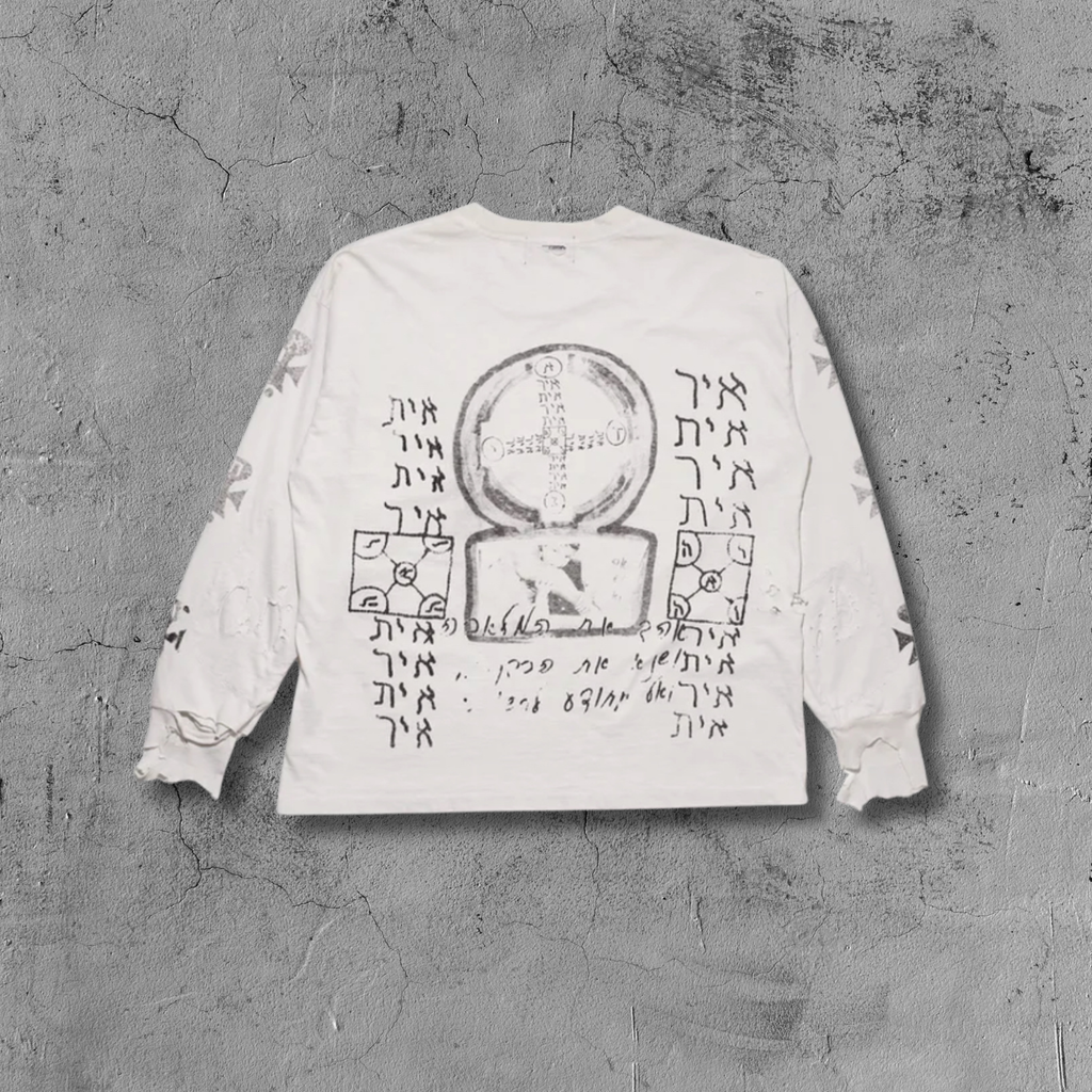 ER* Dérangement Distressed White Long Sleeve™