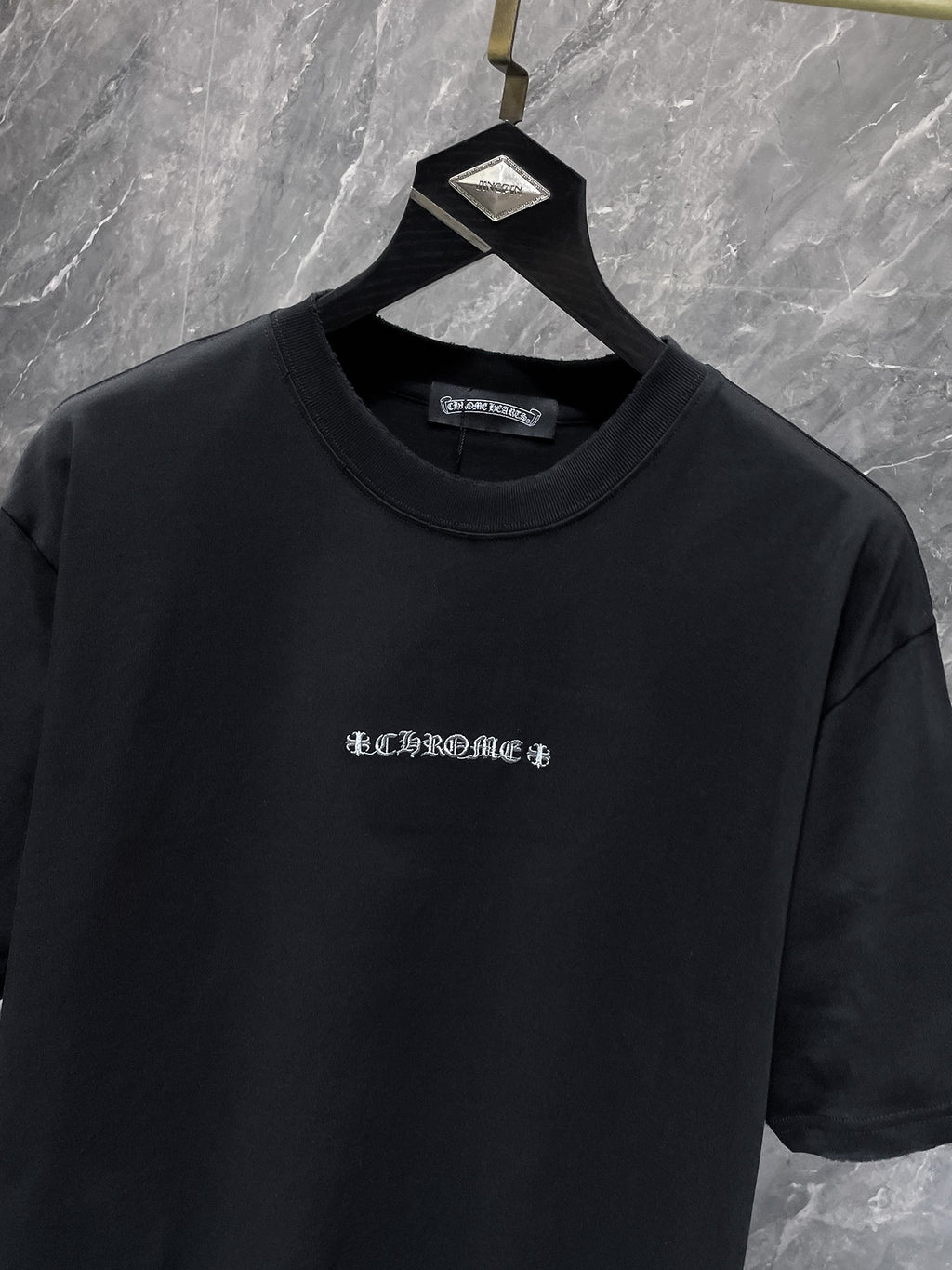 Monochrome Letter Patch Black T-Shirt™