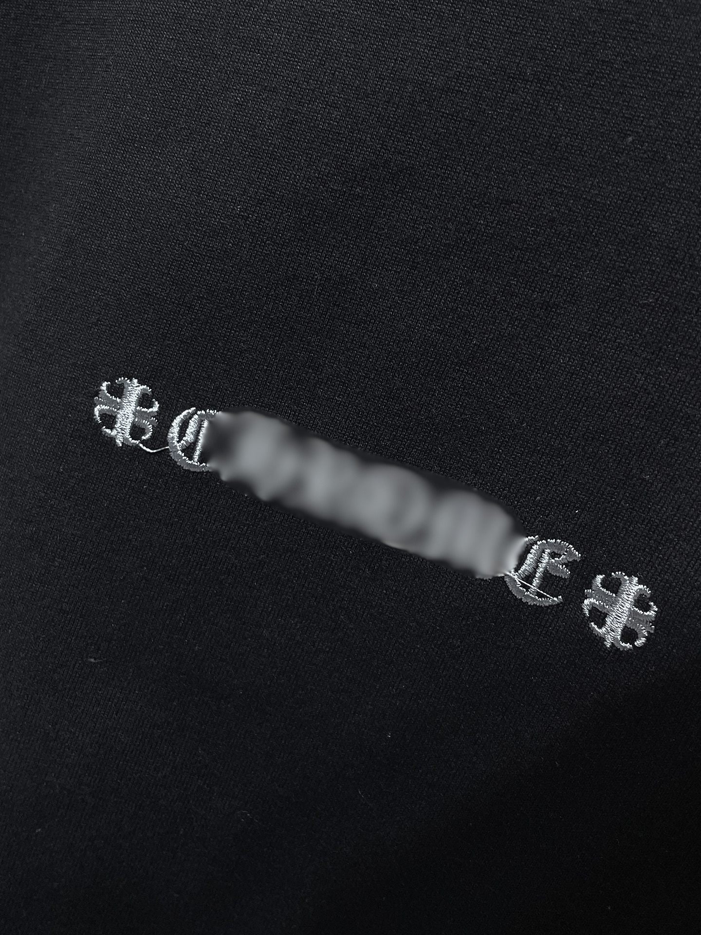 Monochrome Letter Patch Black T-Shirt™