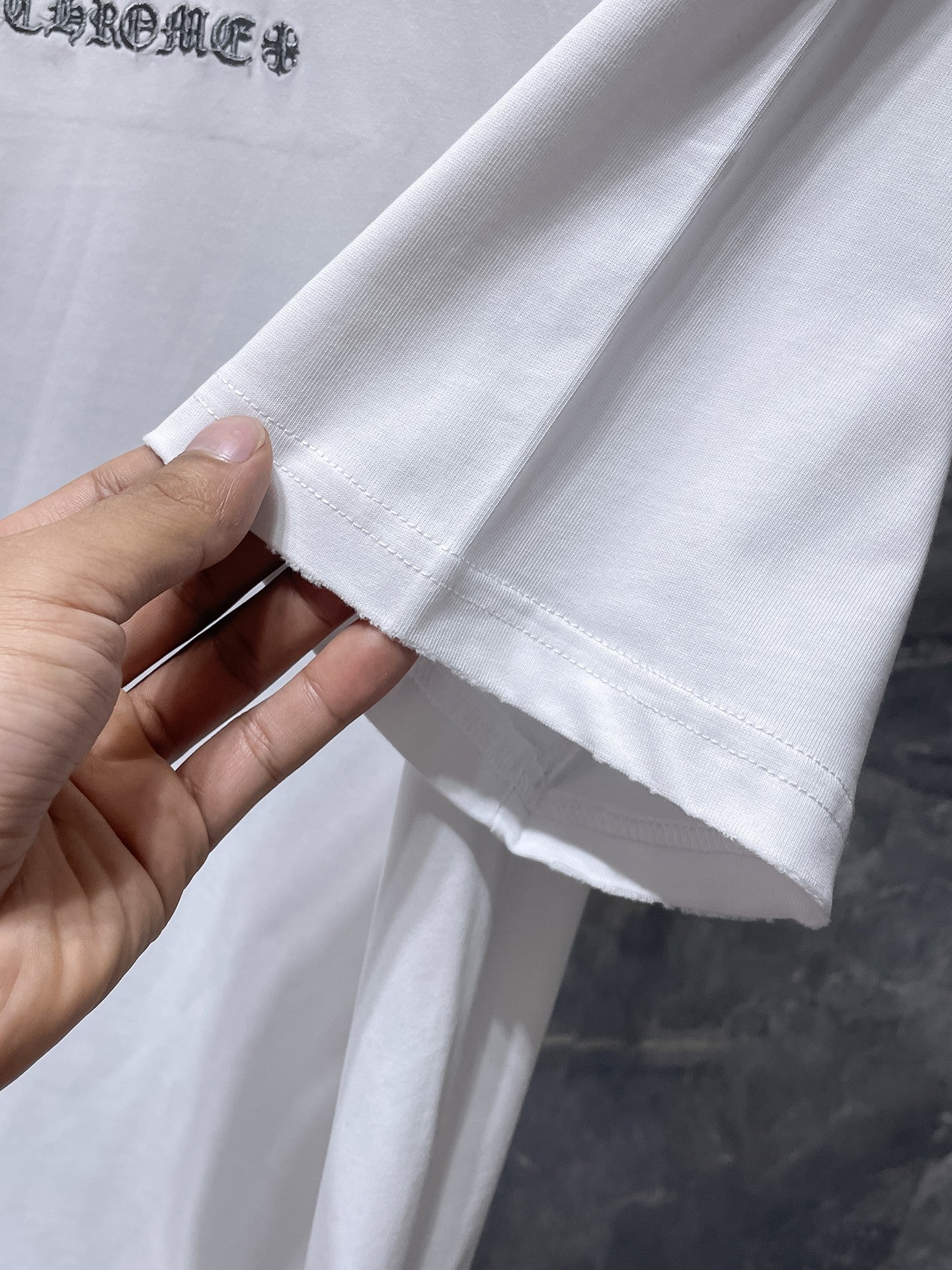Monochrome Letter Patch White T-Shirt™