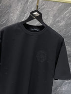 Distressed Horseshoe Cross Black T-Shirt™