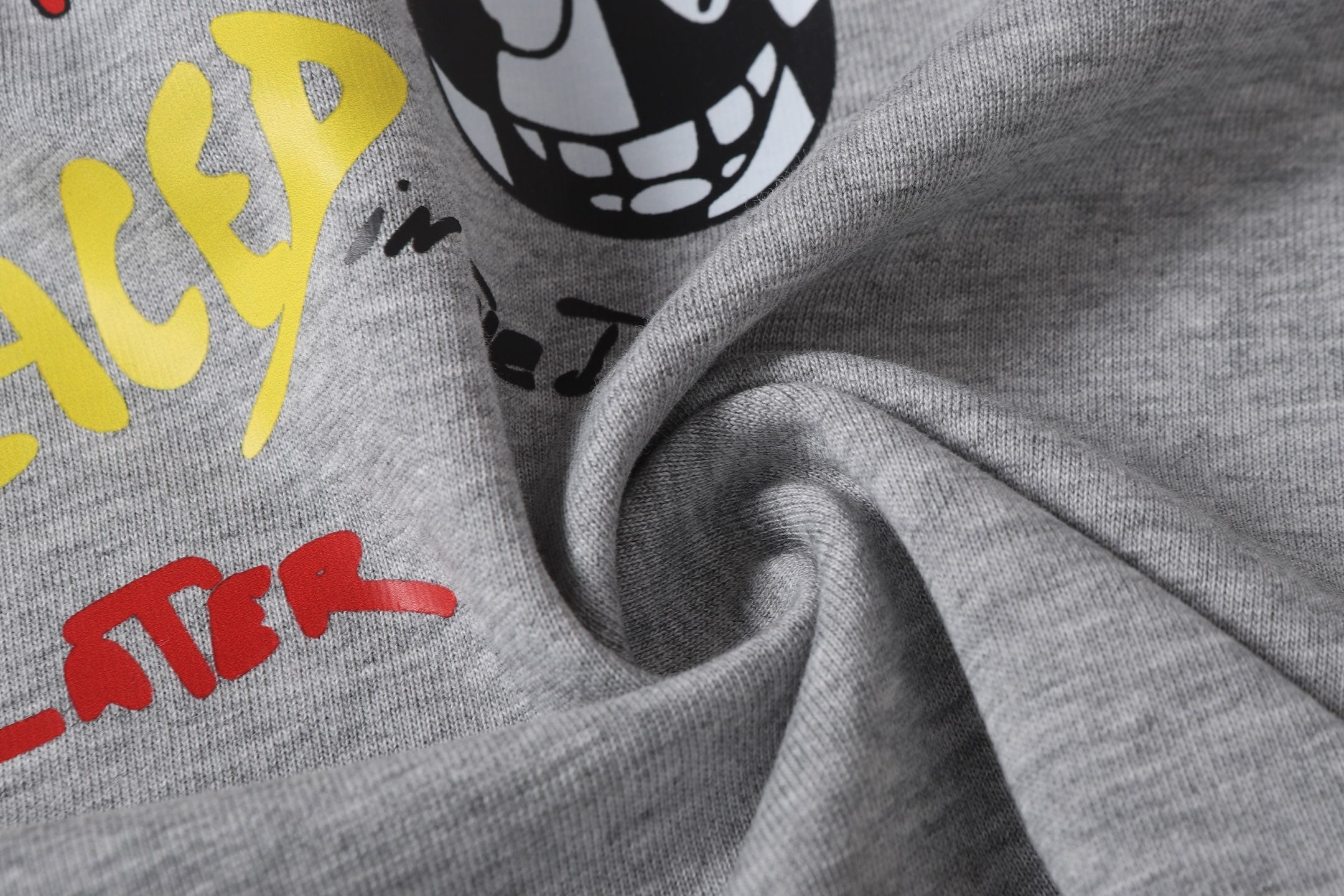 M-Boy Colored Text Grey T-shirt™