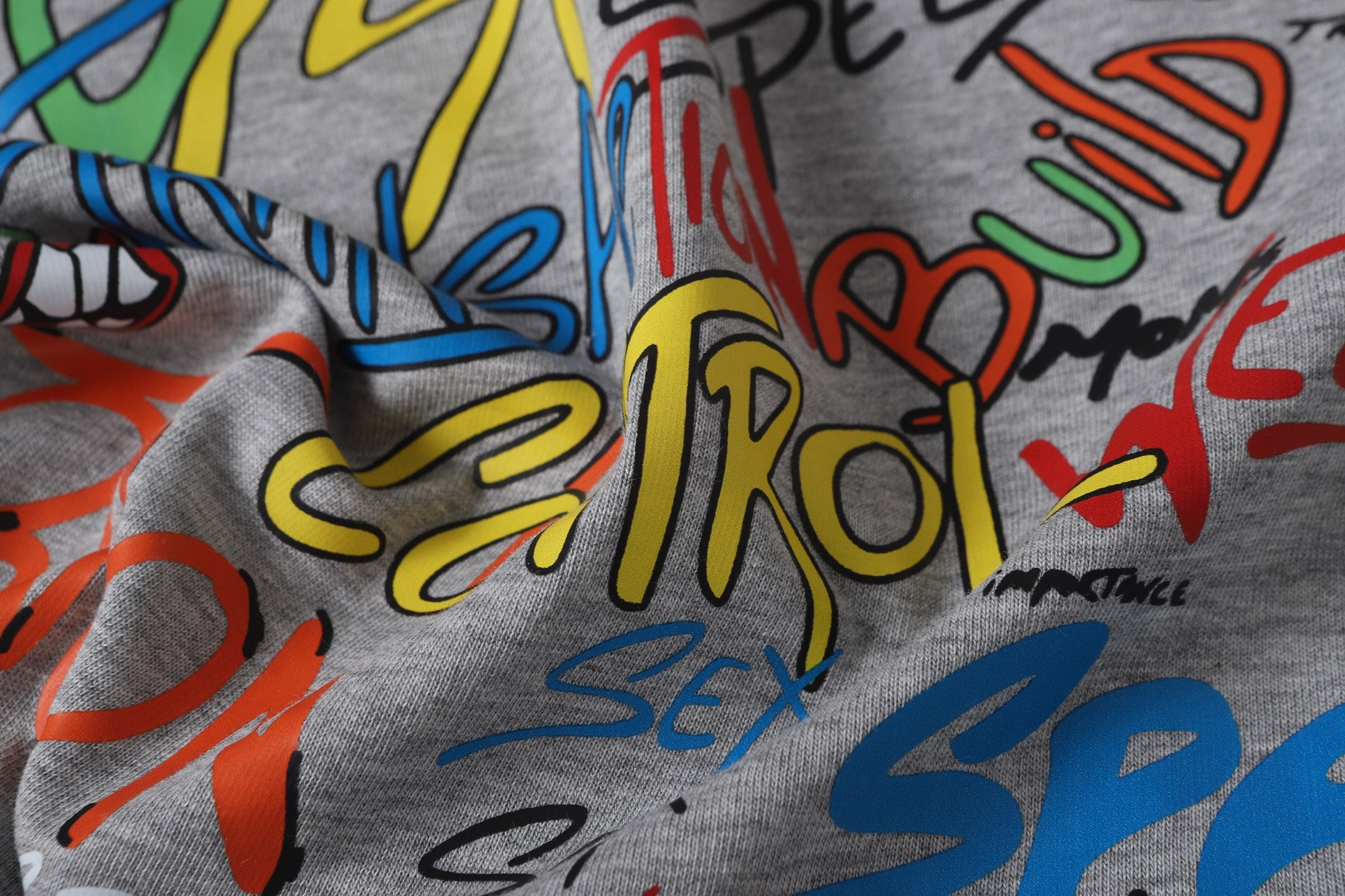 M-Boy Colored Text Grey T-shirt™