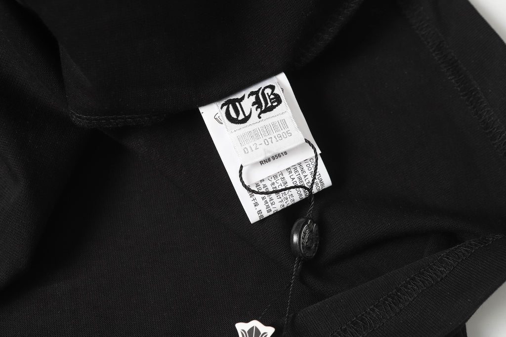 Metal Cross Patch Black T-Shirt™