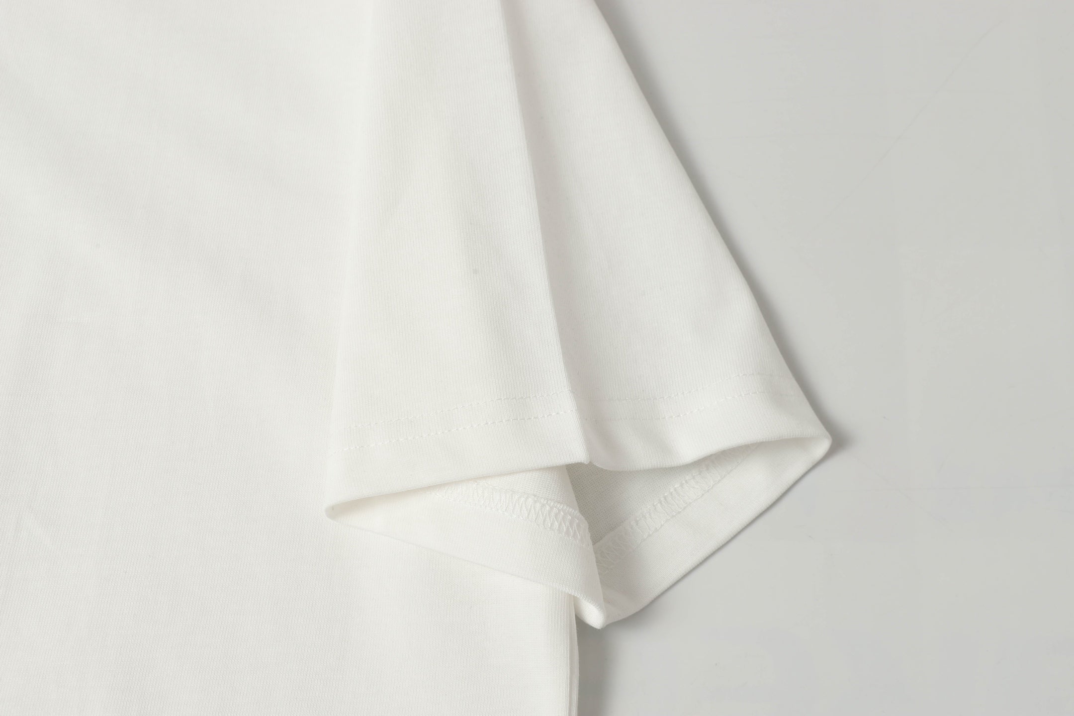 Metal Cross Collar White T-Shirt™
