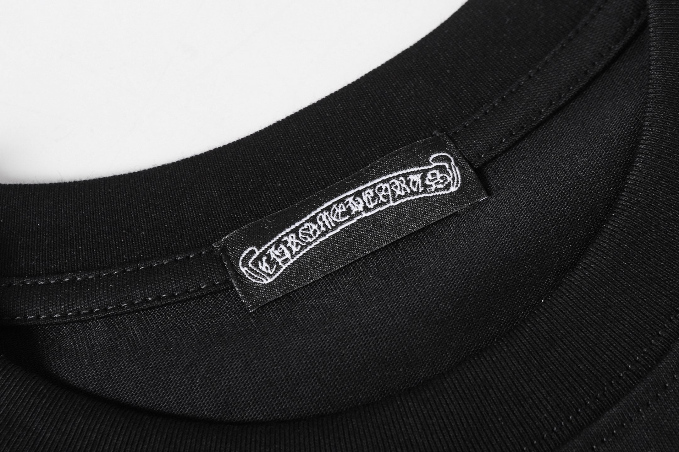 Grey Outline Cross Black T-Shirt™