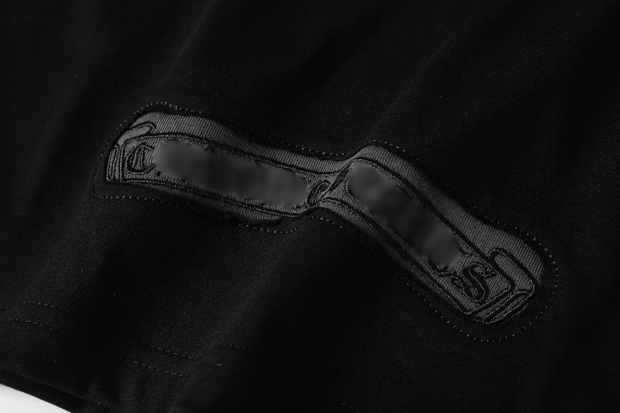 Grey Outline Cross Black T-Shirt™
