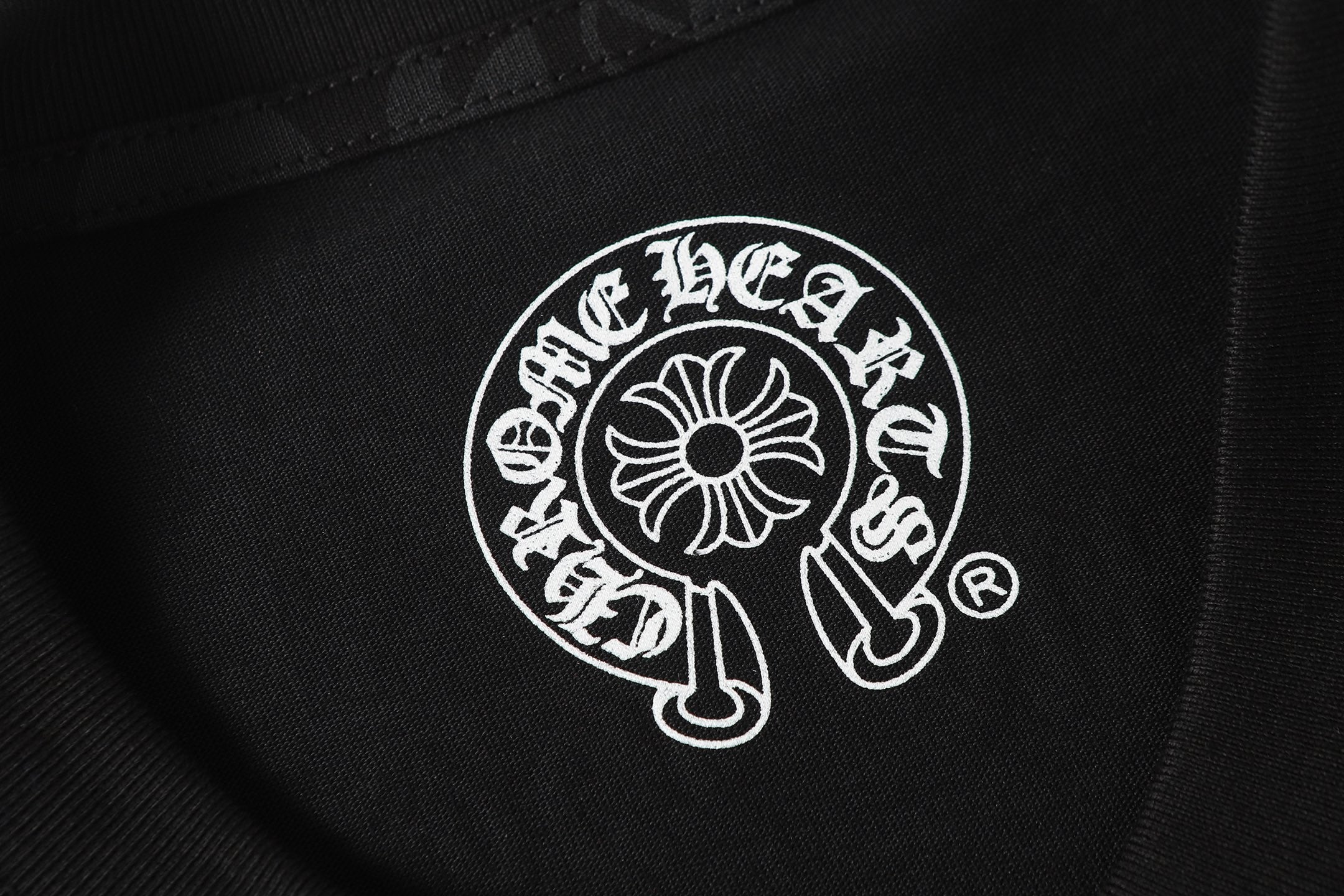 Monogram Cross Print Black T-Shirt™