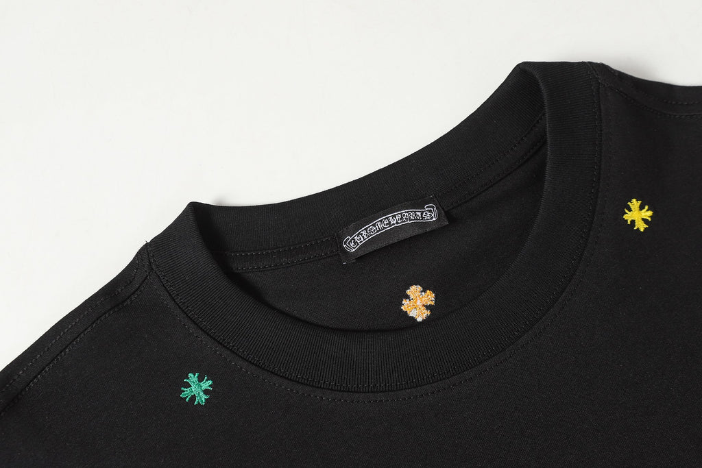 Multicolor Mini Cross Scatter Black T-Shirt™