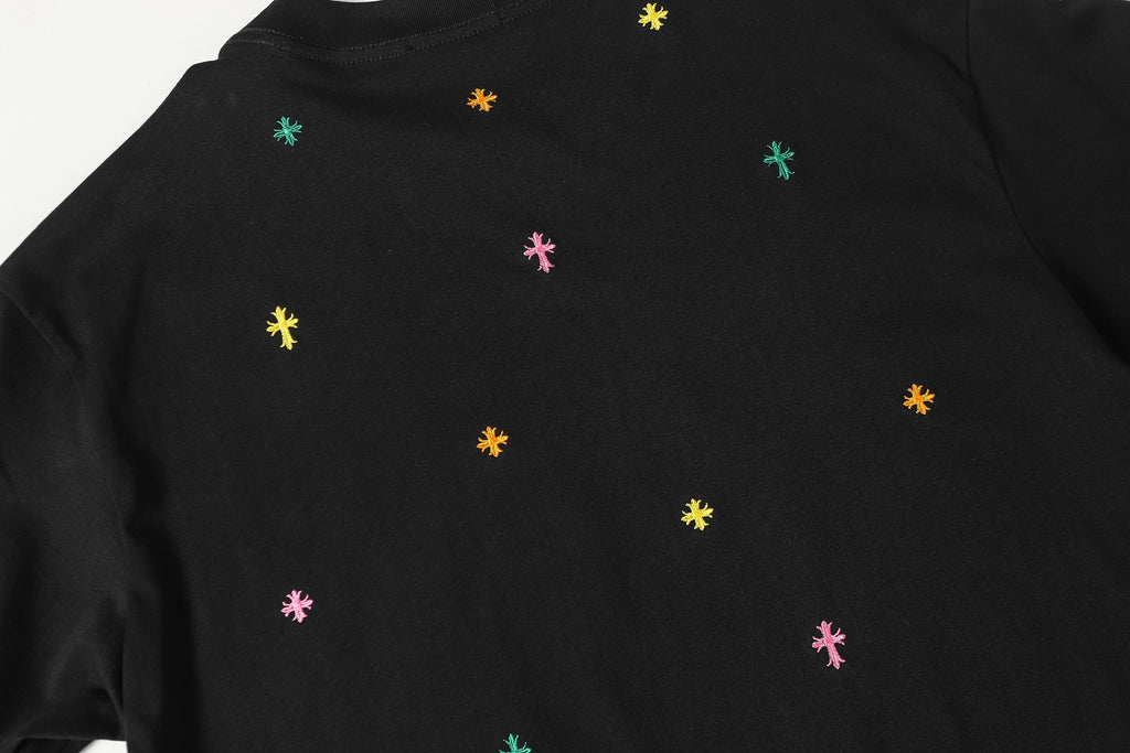 Multicolor Mini Cross Scatter Black T-Shirt™