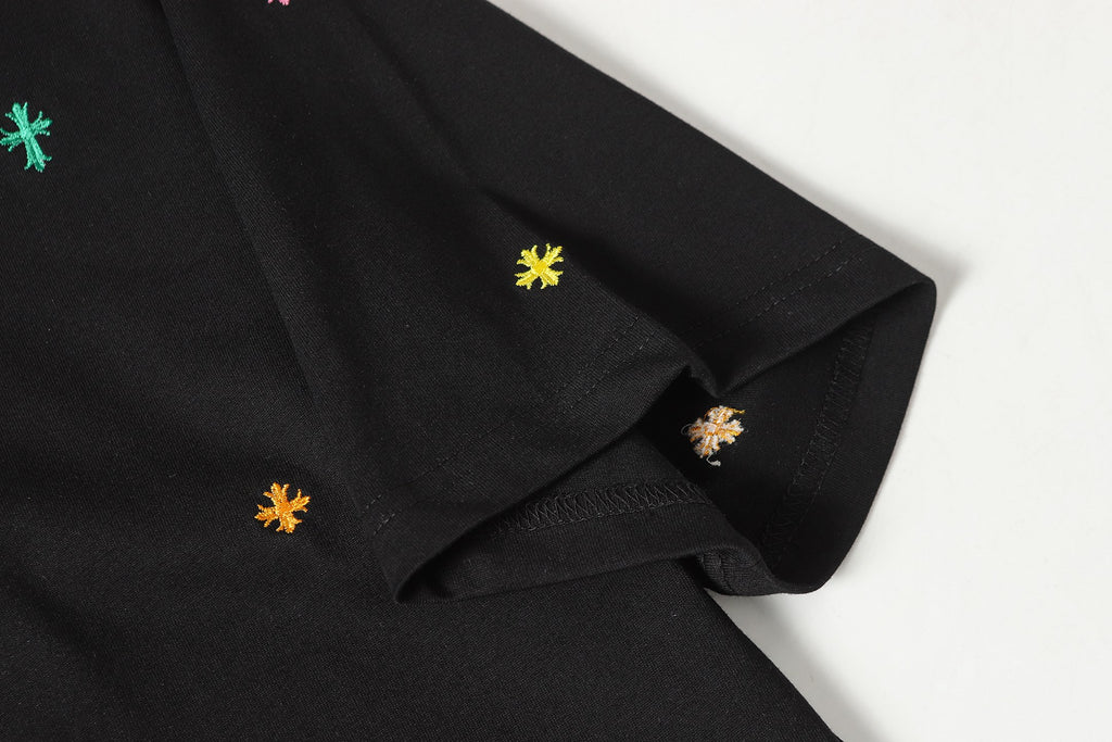 Multicolor Mini Cross Scatter Black T-Shirt™