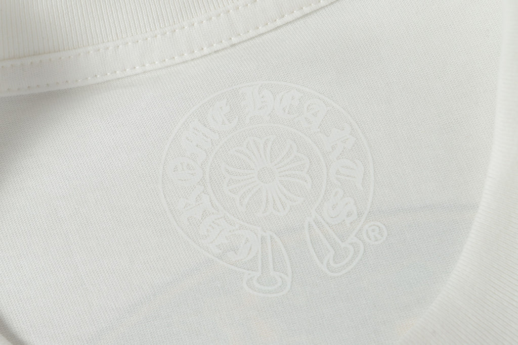 Camo Horseshoe Cross Pocket White T-Shirt™