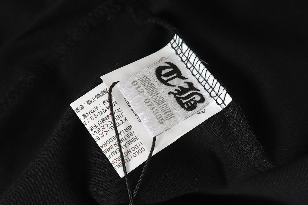 Camo Horseshoe Cross Pocket Black T-Shirt™