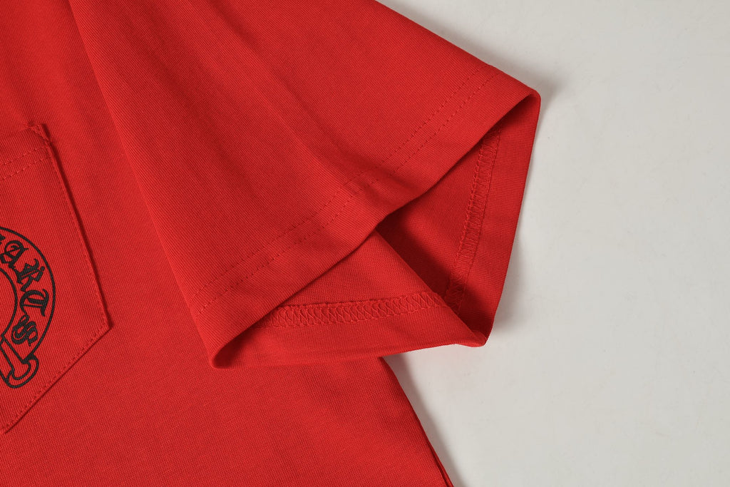 Checker Flag Mouth Graphic Pocket Red T-Shirt™
