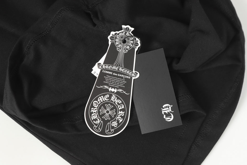 Ornate Pink Dagger Typography Black T-Shirt™