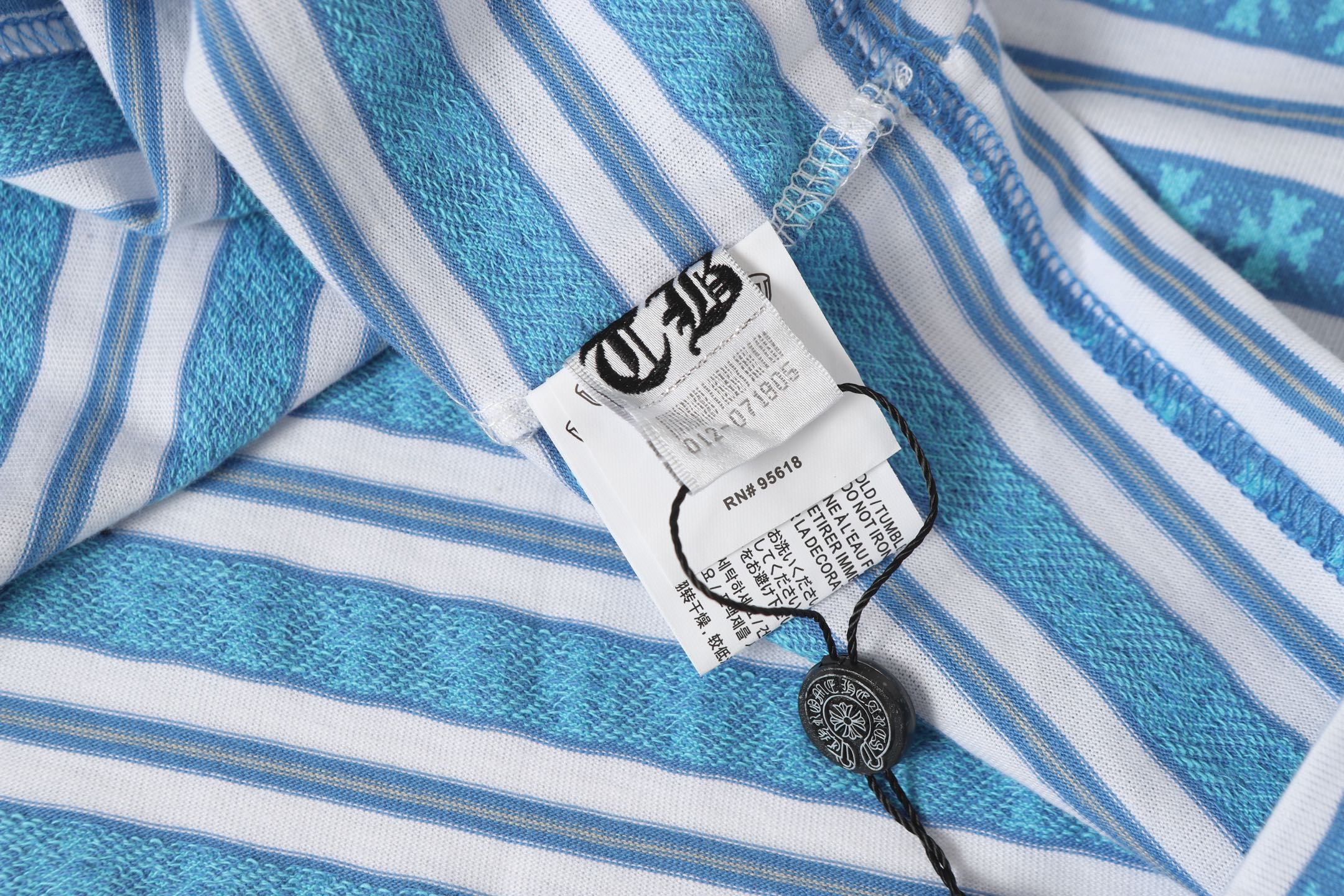 Blue Stripe Cross Pattern T-Shirt™