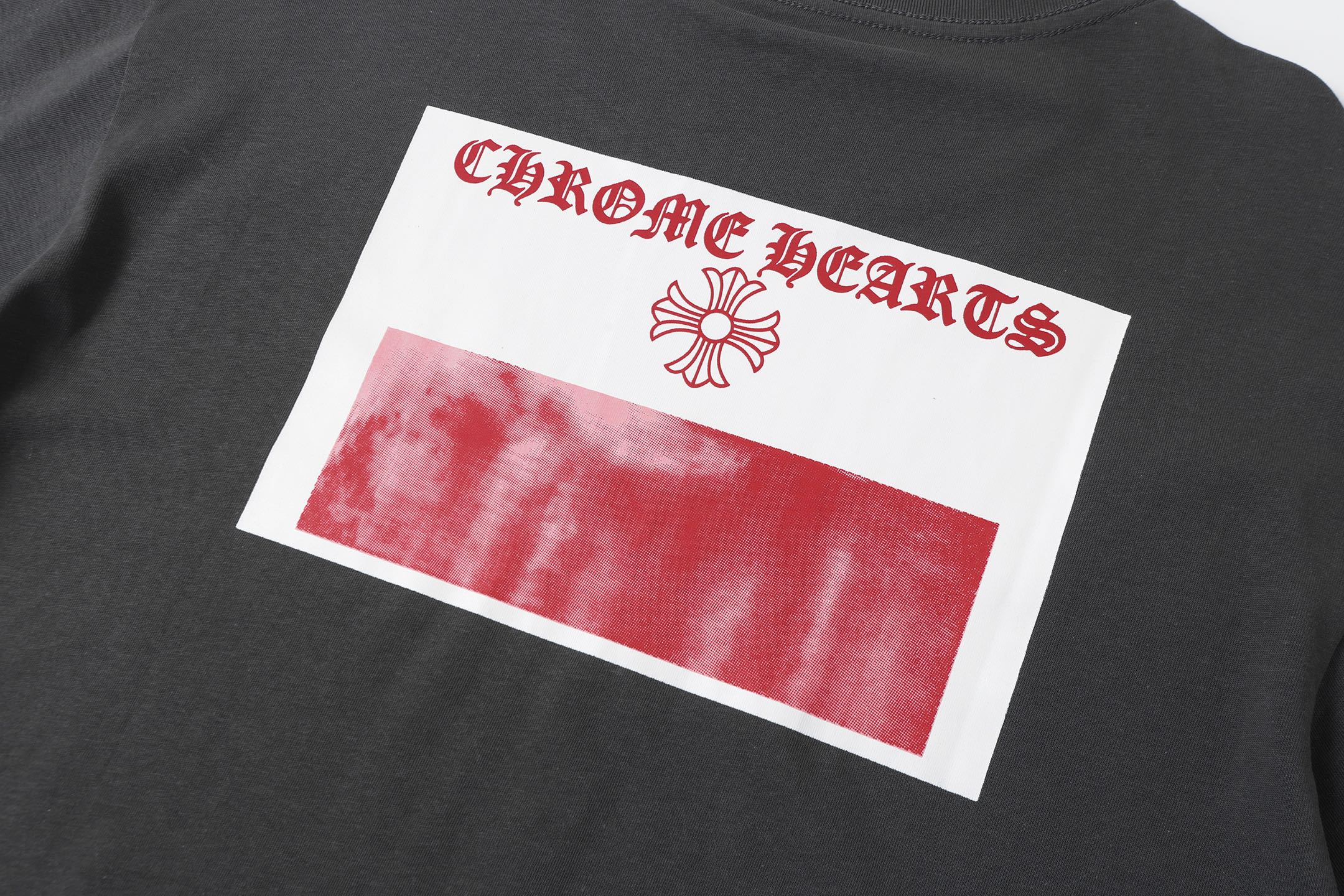 Red Banner Flower Cross Black T-Shirt™