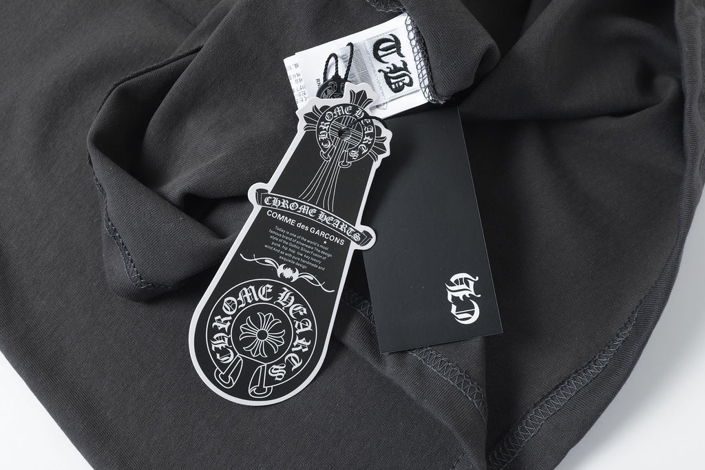 Red Banner Flower Cross Black T-Shirt™