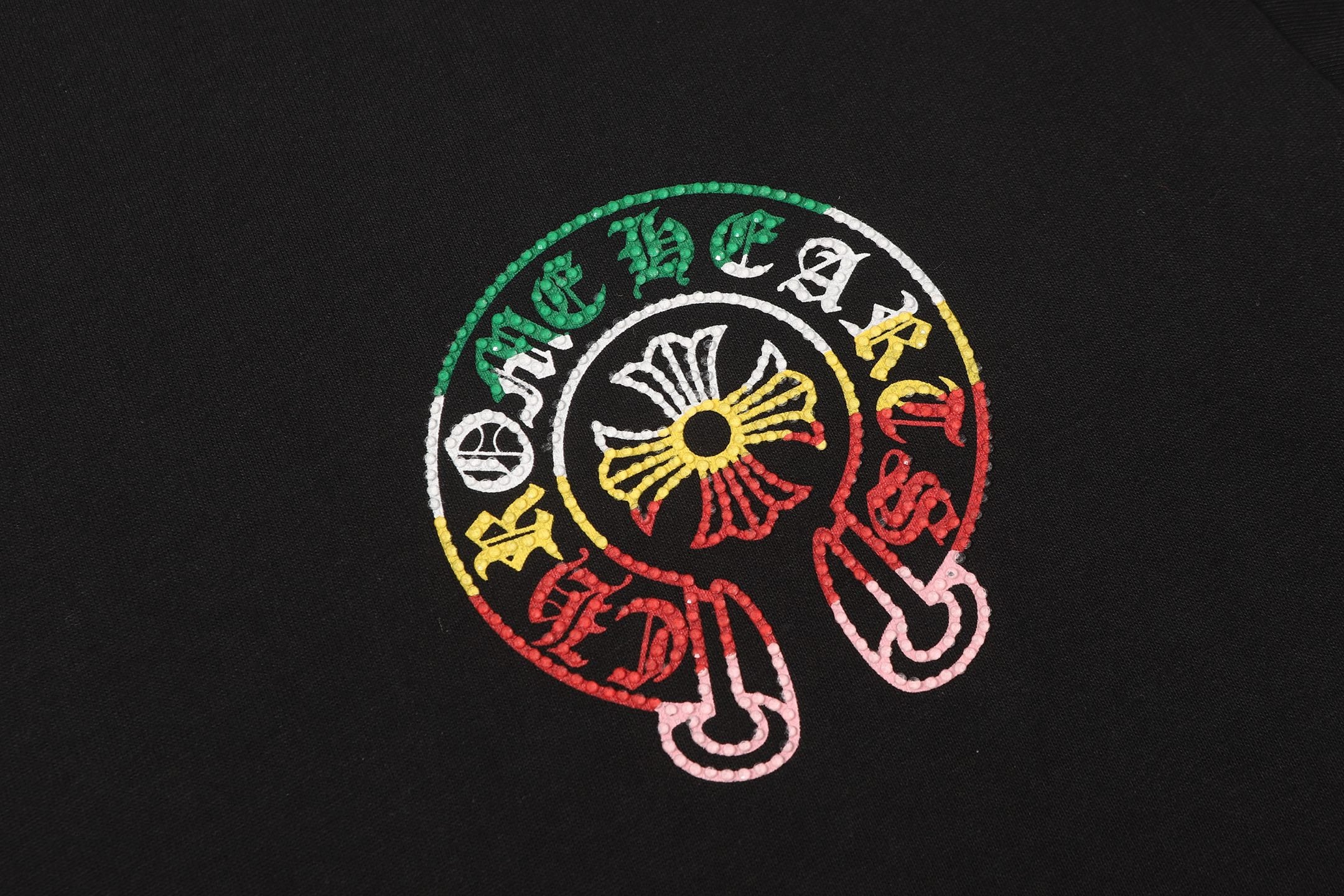 Rhinestone Color Fade Horseshoe Black T-Shirt™