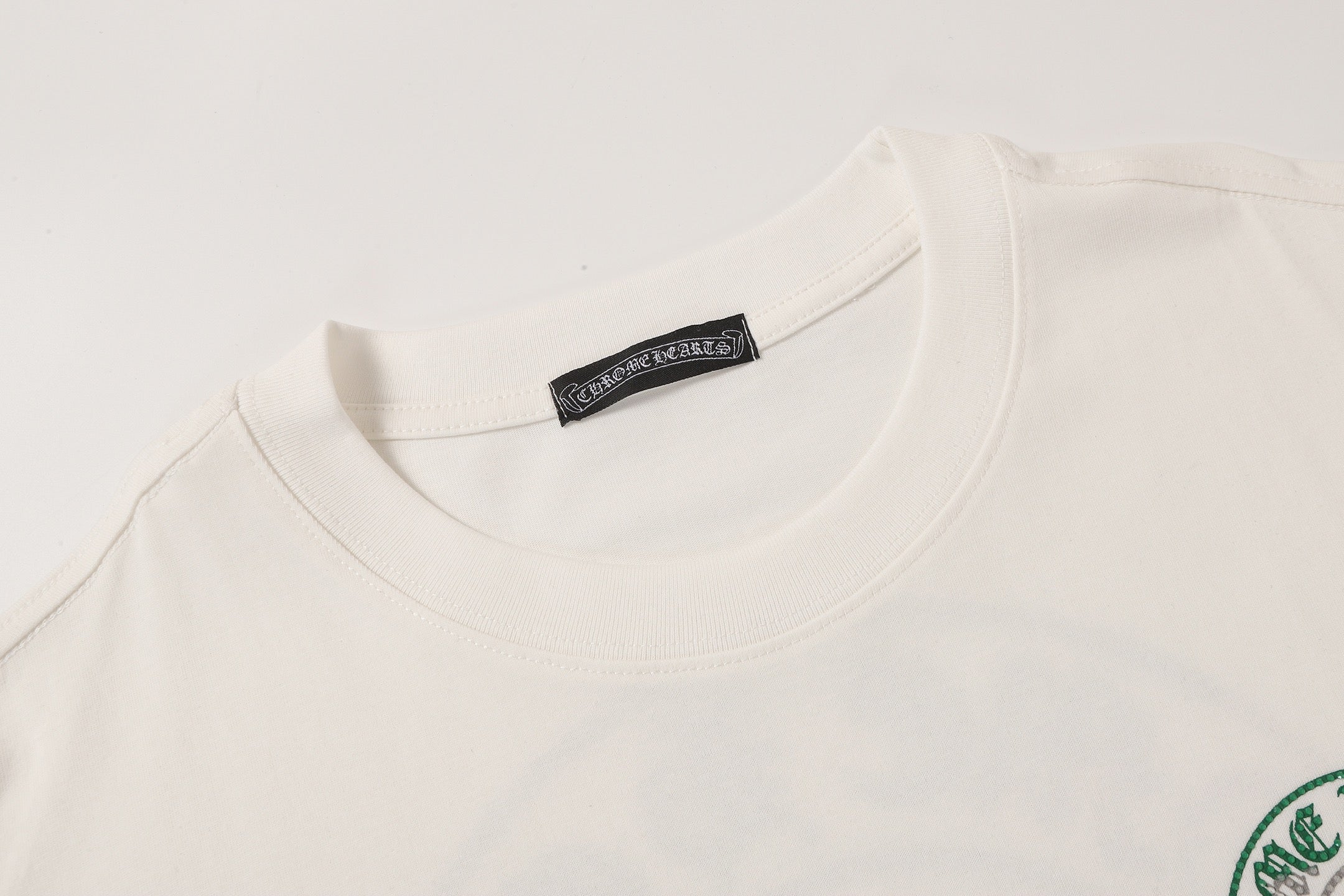 Rhinestone Color Fade Horseshoe Black T-Shirt™
