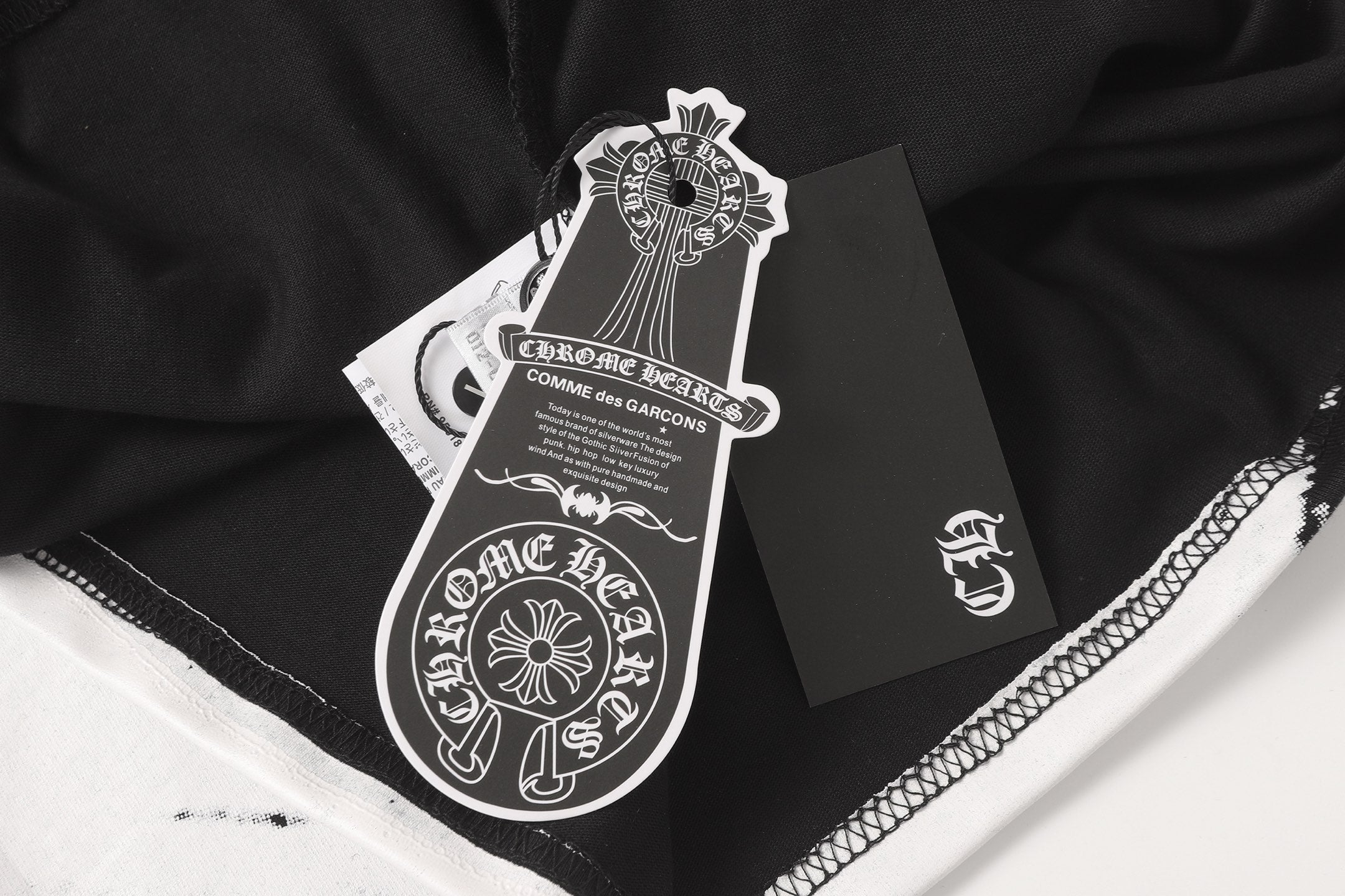 Ink Splatter Horseshoe Black T-Shirt™