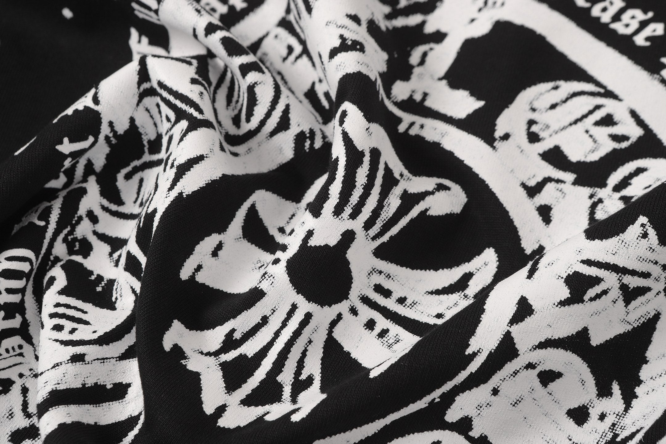 Ink Splatter Horseshoe Black T-Shirt™