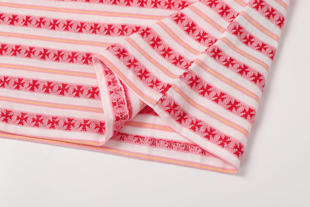 Red Stripe Cross Pattern T-Shirt™