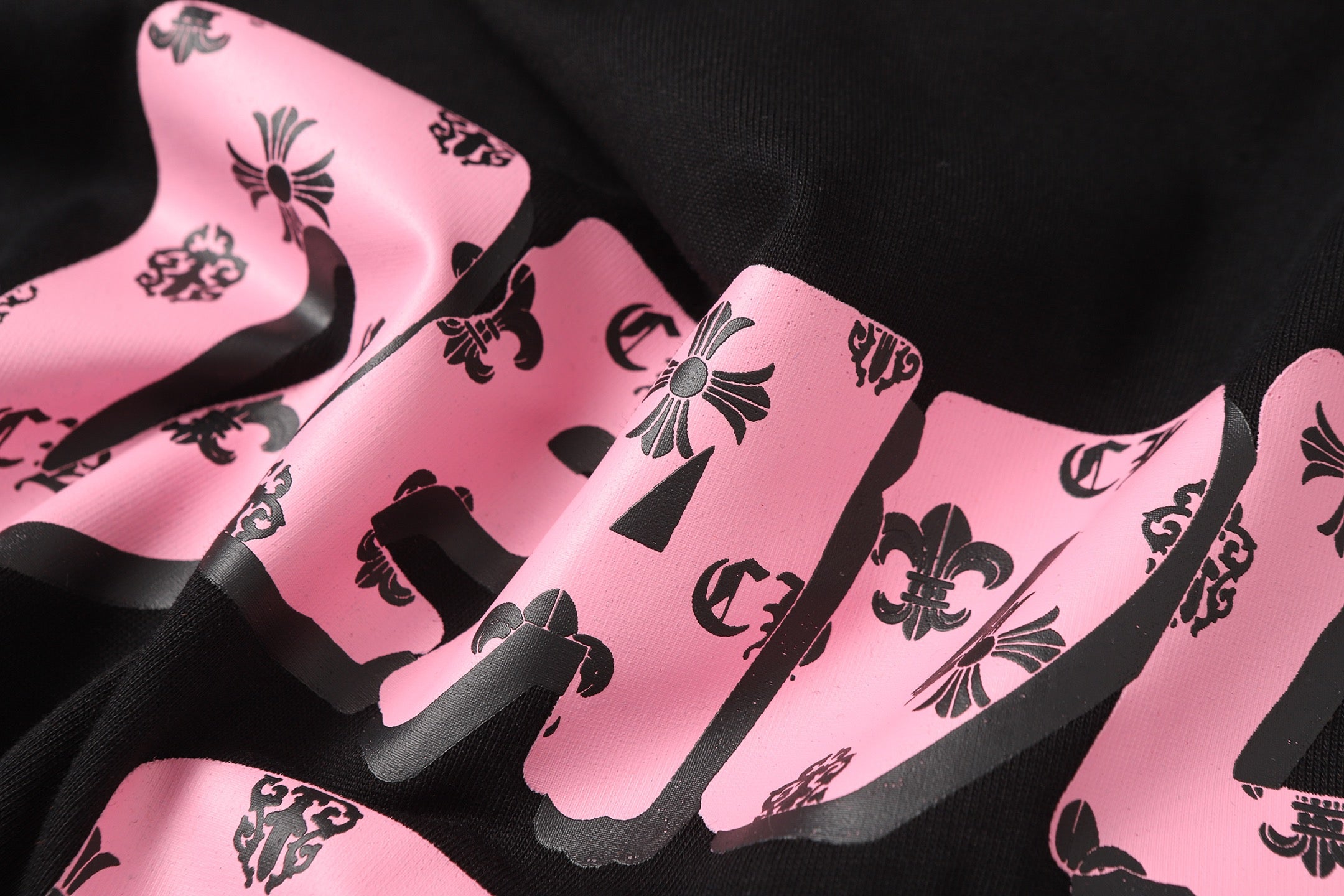 Pink Deadly Doll Black T-Shirt™