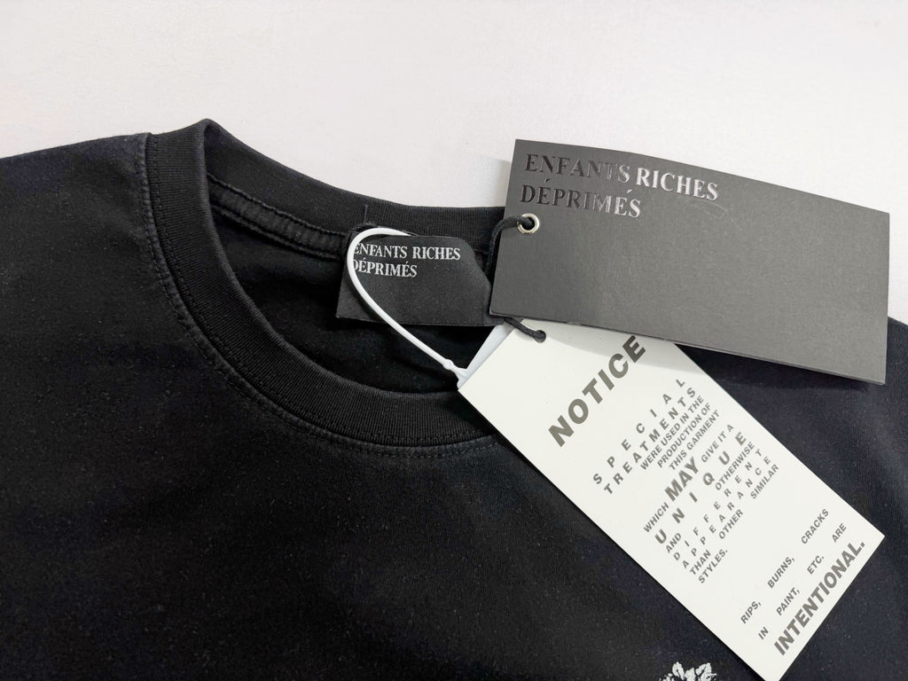 ER* Un Secret Blue Graphic Black T-Shirt™