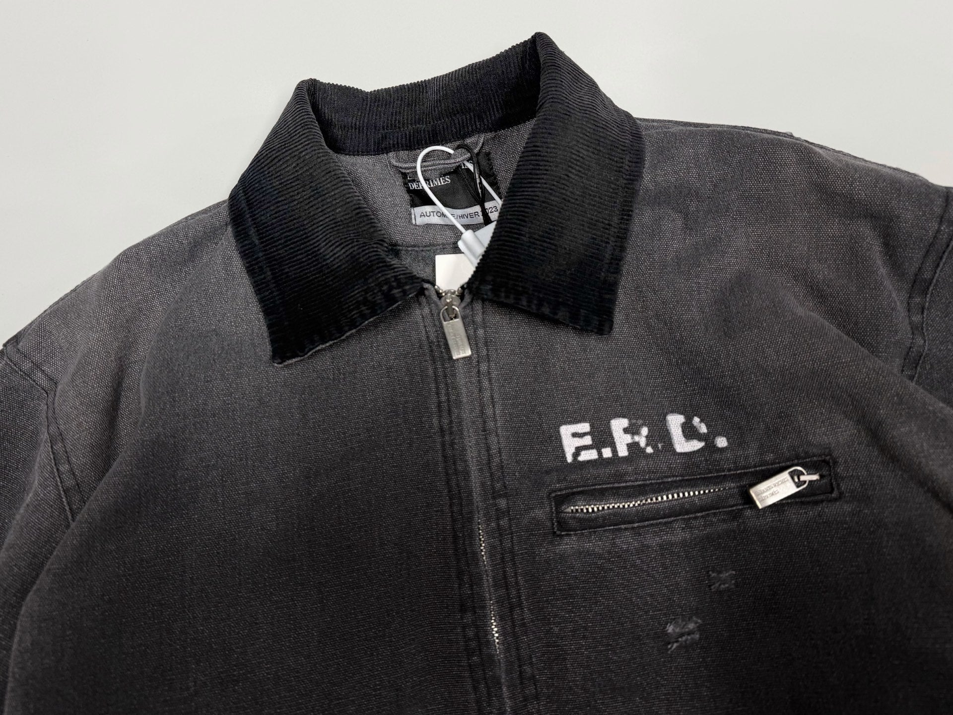 ER* Distressed Black Collar Gray Work Jacket™