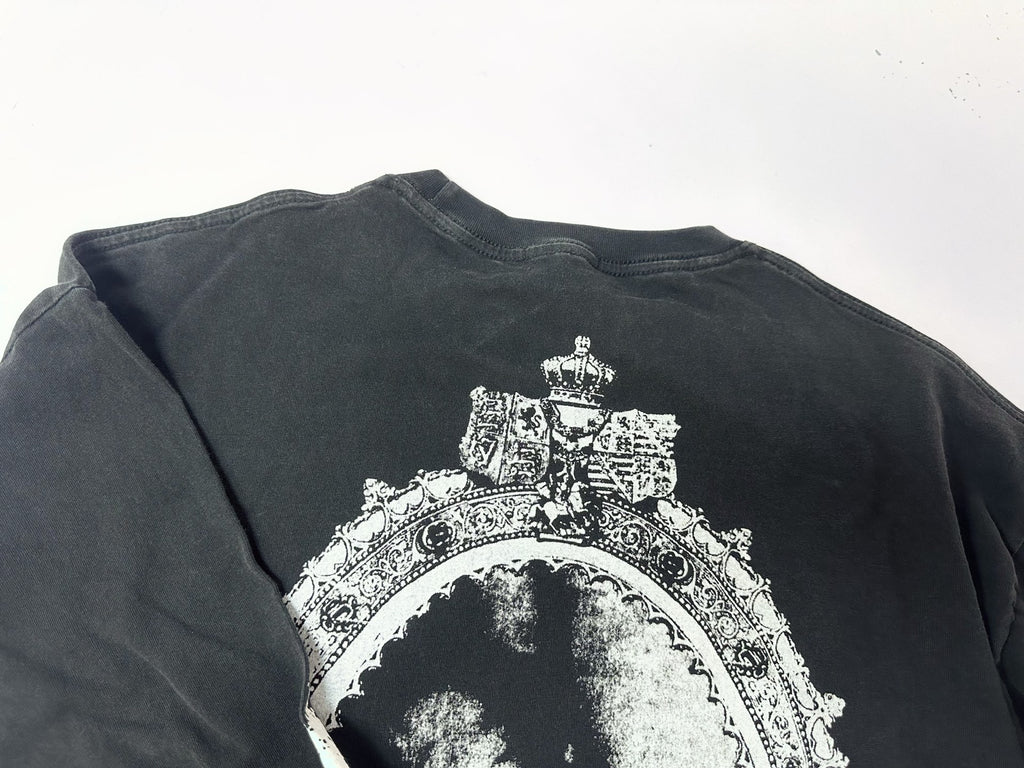 ER* Framed Portrait Washed Black Long Sleeve Shirt™