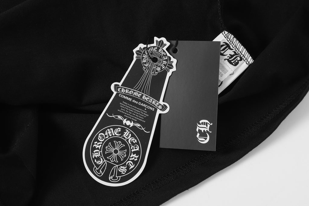 Vertical Cross Horseshoe Logo Black T-Shirt™