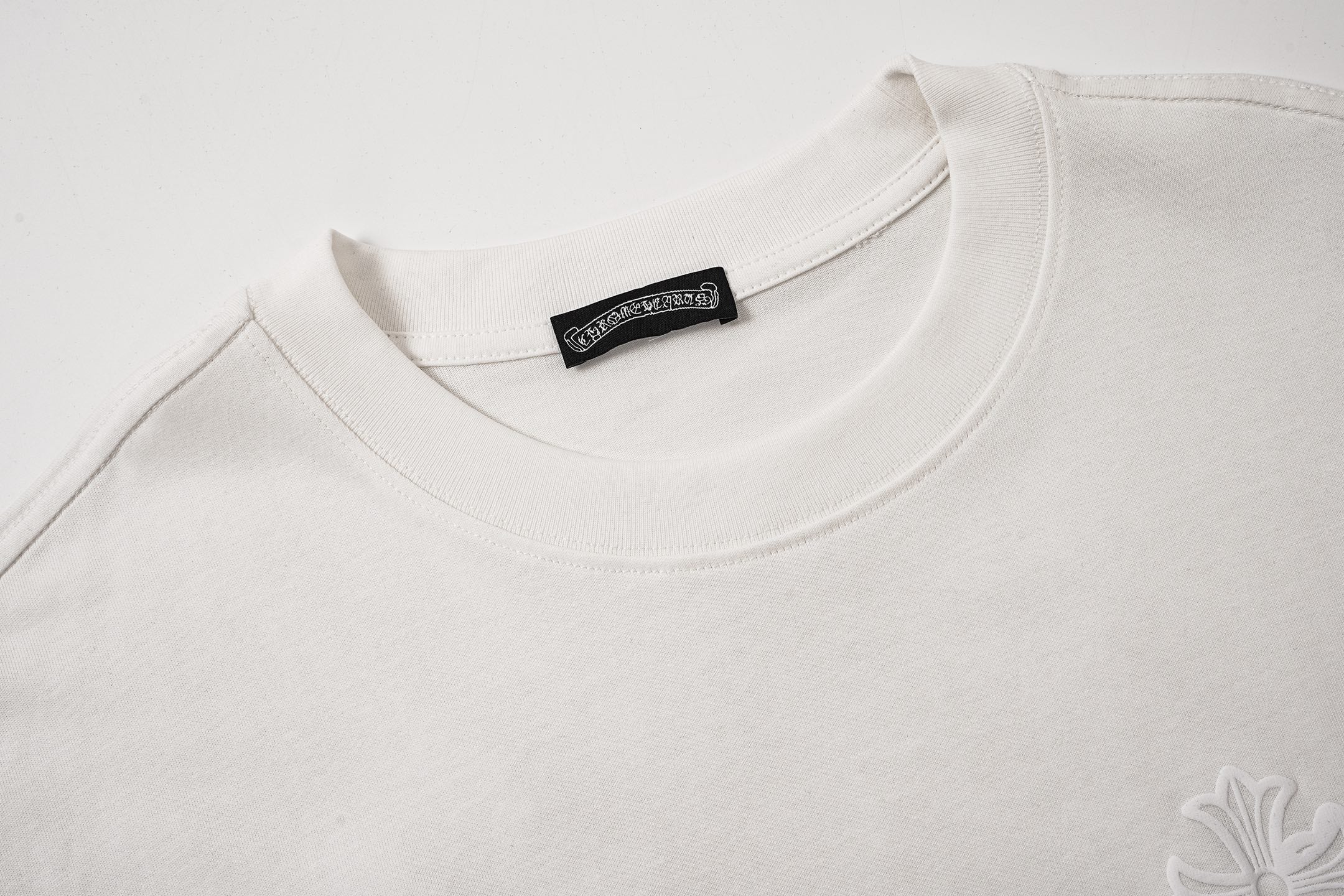 Triple Cross Horseshoe Los Angeles White T-Shirt™