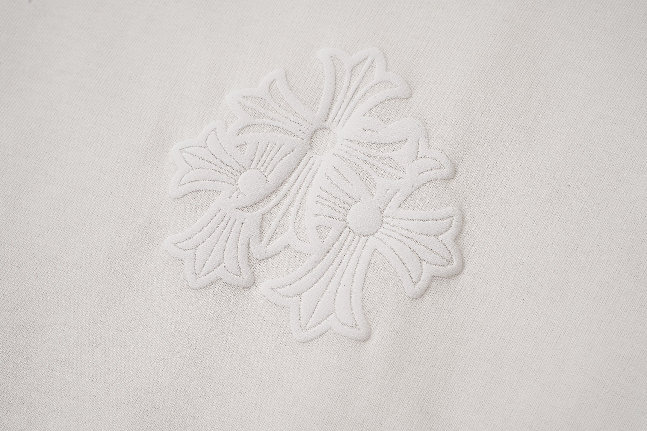 Triple Cross Horseshoe Los Angeles White T-Shirt™