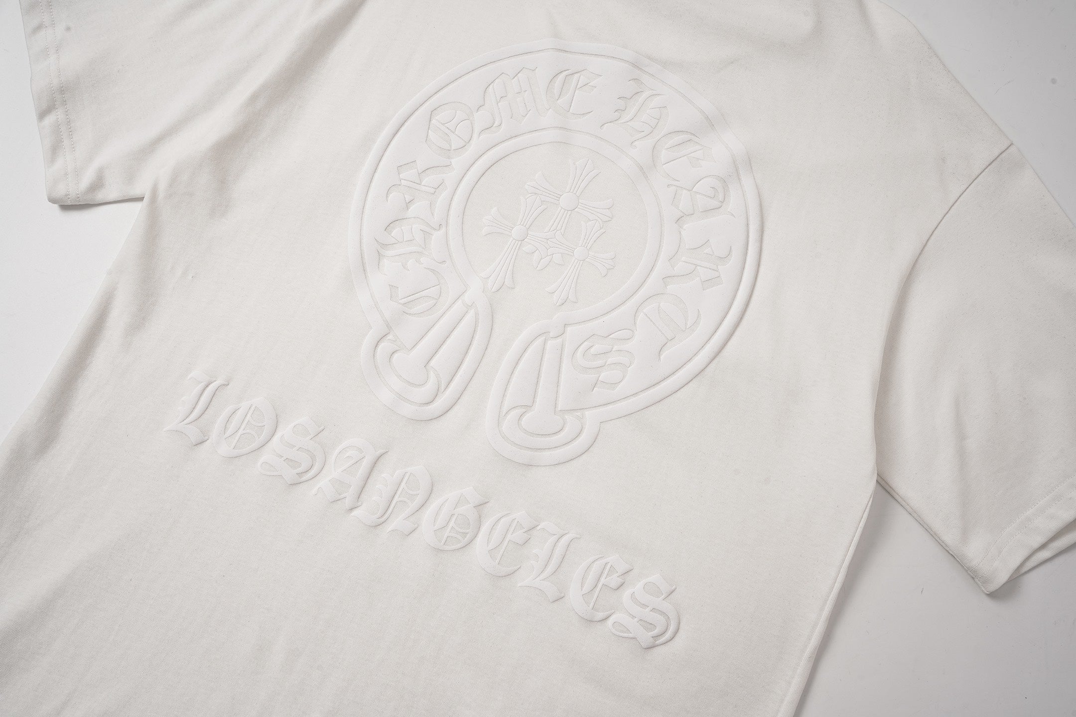 Triple Cross Horseshoe Los Angeles White T-Shirt™