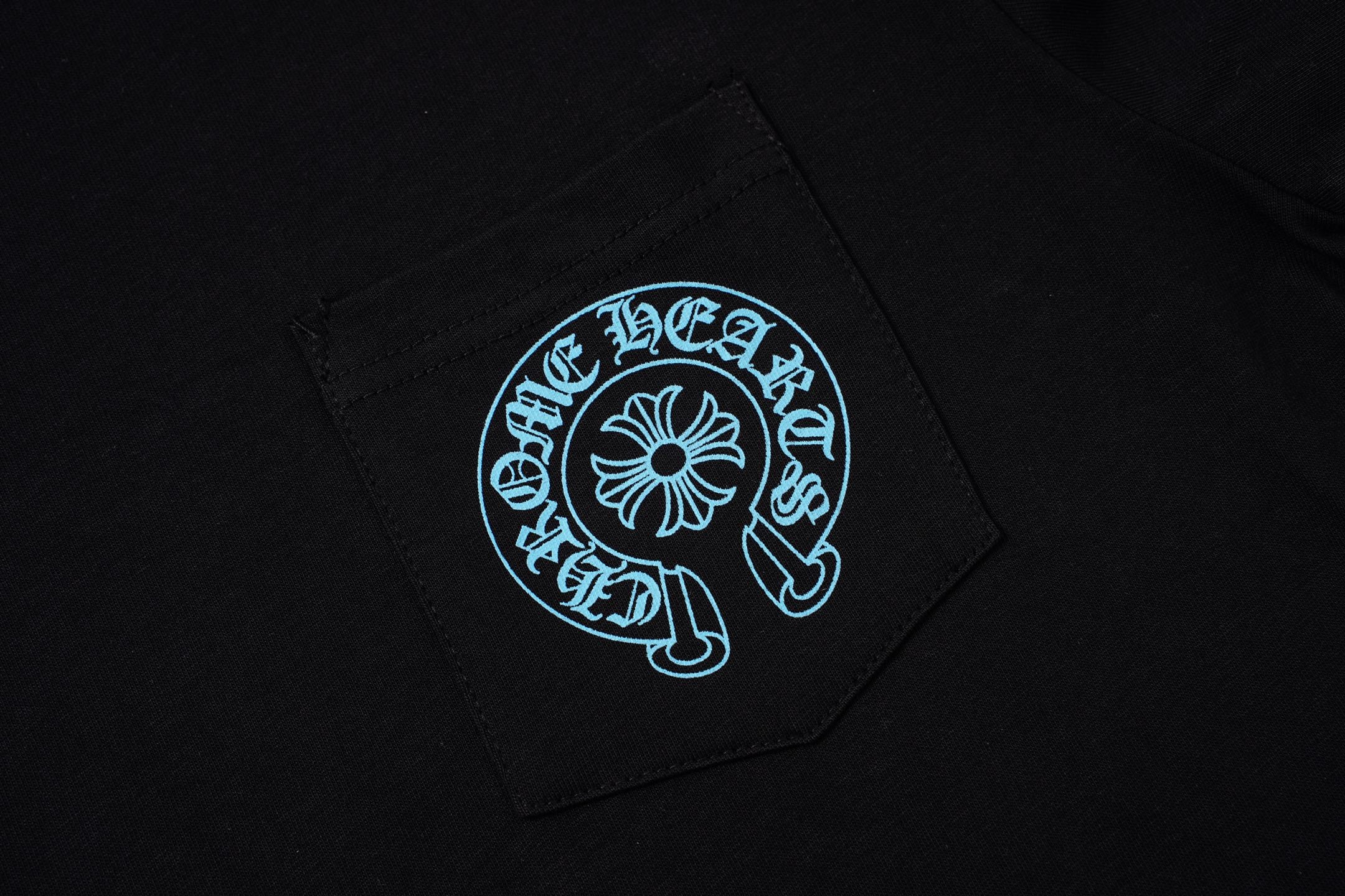 Blue Horseshoe Pocket Black Long Sleeve™