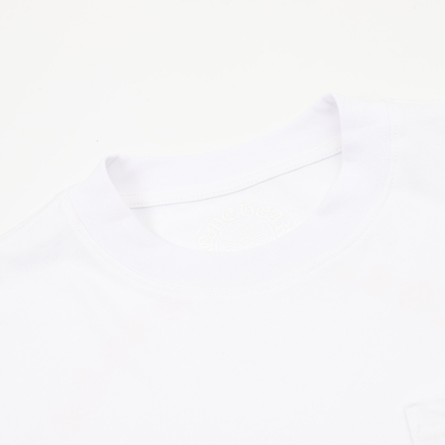 Gradient Circle Logo White T-Shirt™