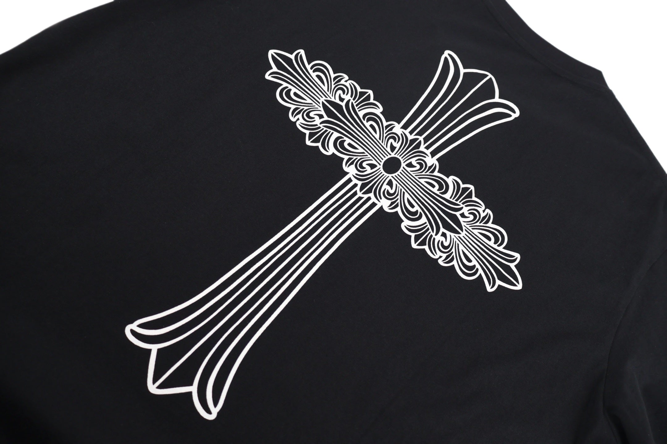 Large Ornate Cross Black T-Shirt™