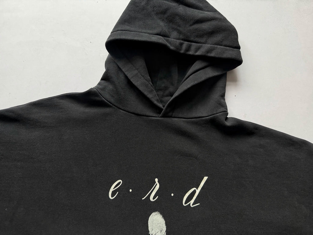ER* Bound Figure Black Hoodie™