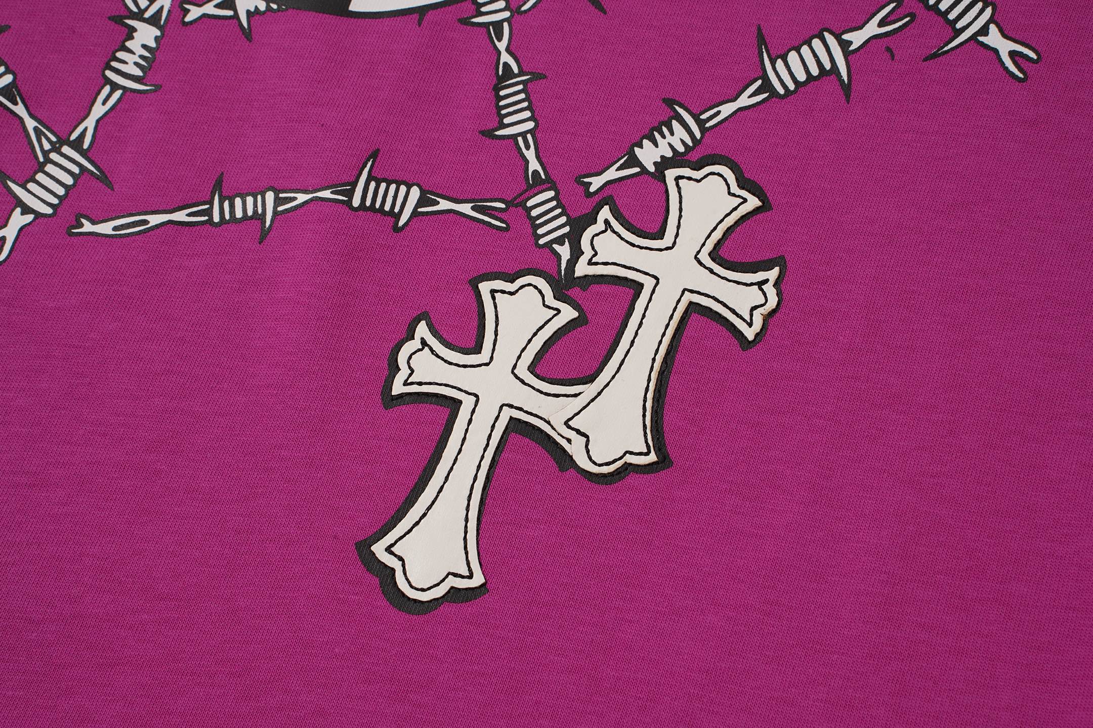 Special Barbed Wire Pink T-Shirt™