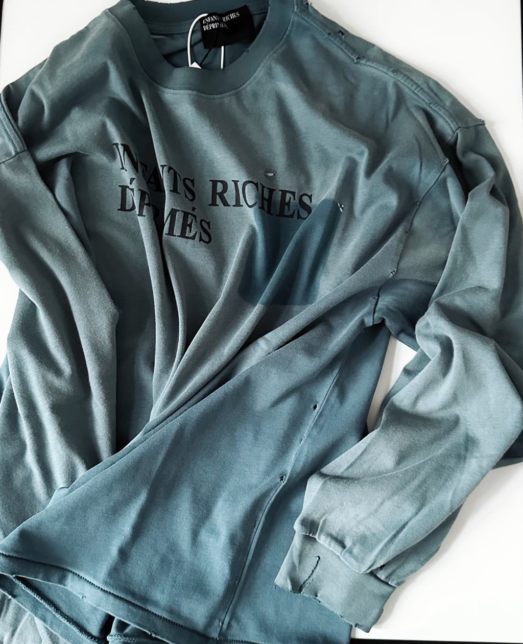 ER* Distressed Faded Blue Pocket Long Sleeve™