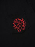 Red Horseshoe Ornate Cross Black T-Shirt™