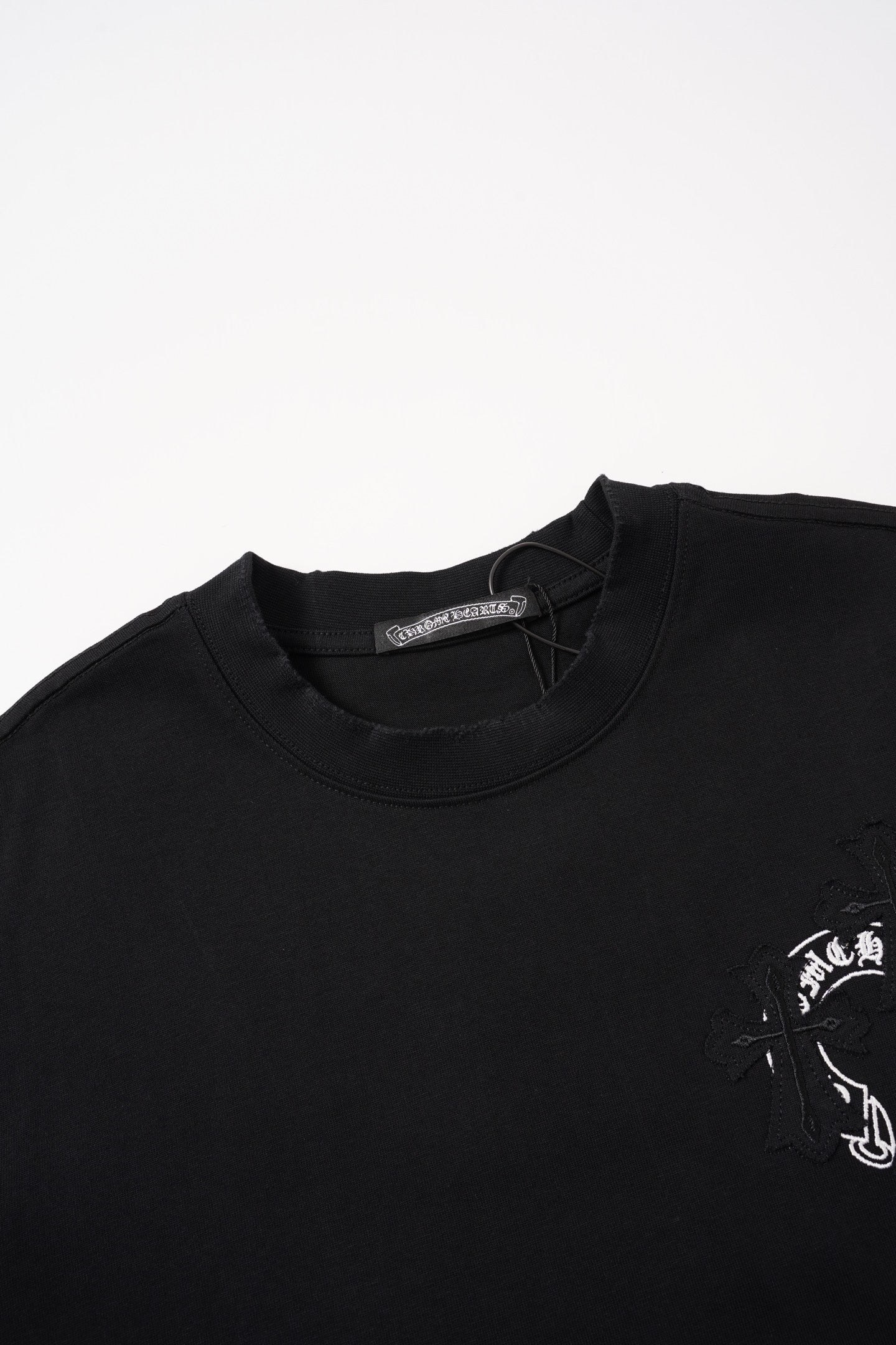 Cross Flower Banner Black T-Shirt™
