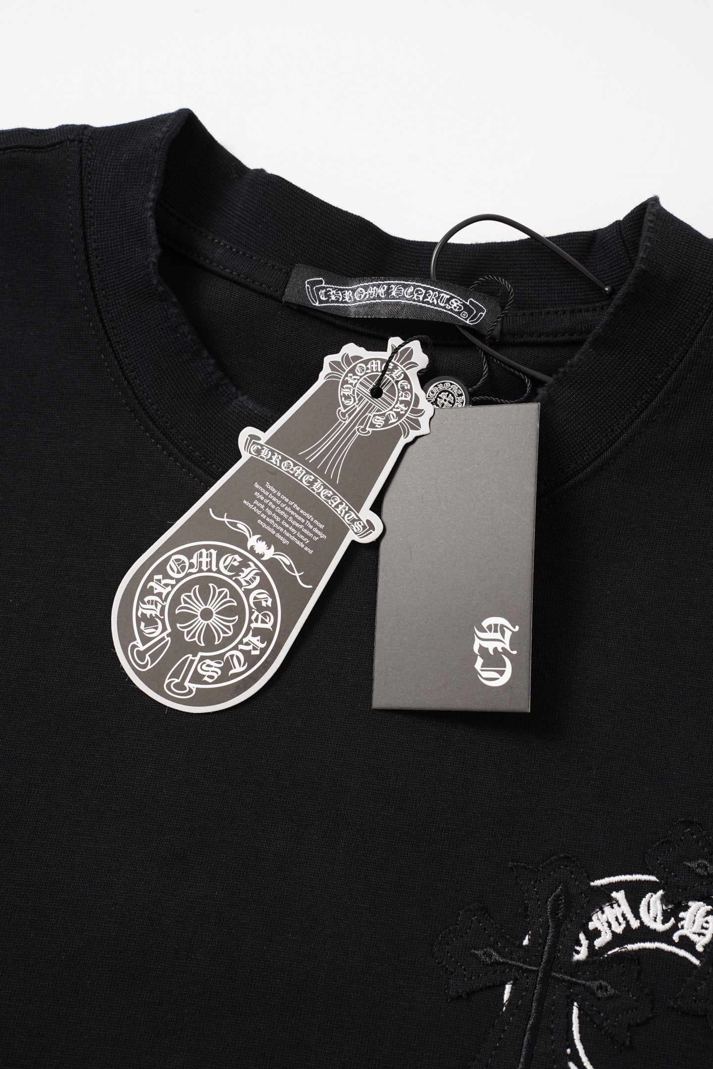 Cross Flower Banner Black T-Shirt™
