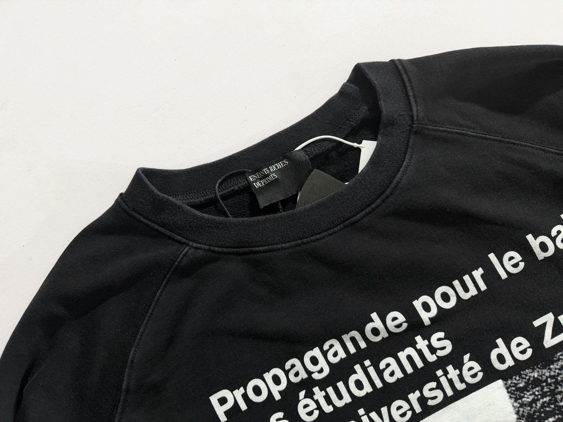 ER* l’Université de Zurich Black Sweater™