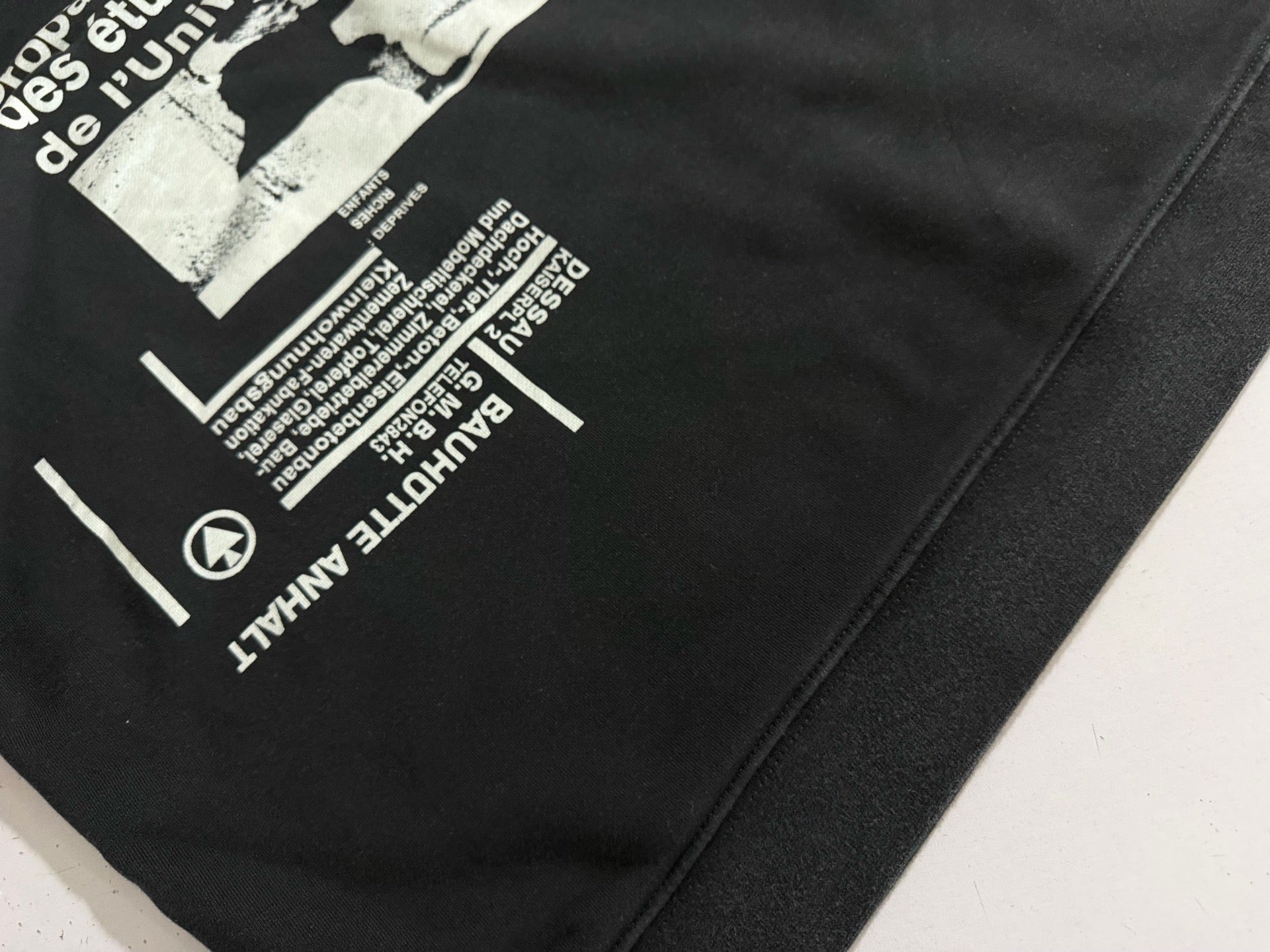 ER* l’Université de Zurich Black Sweater™