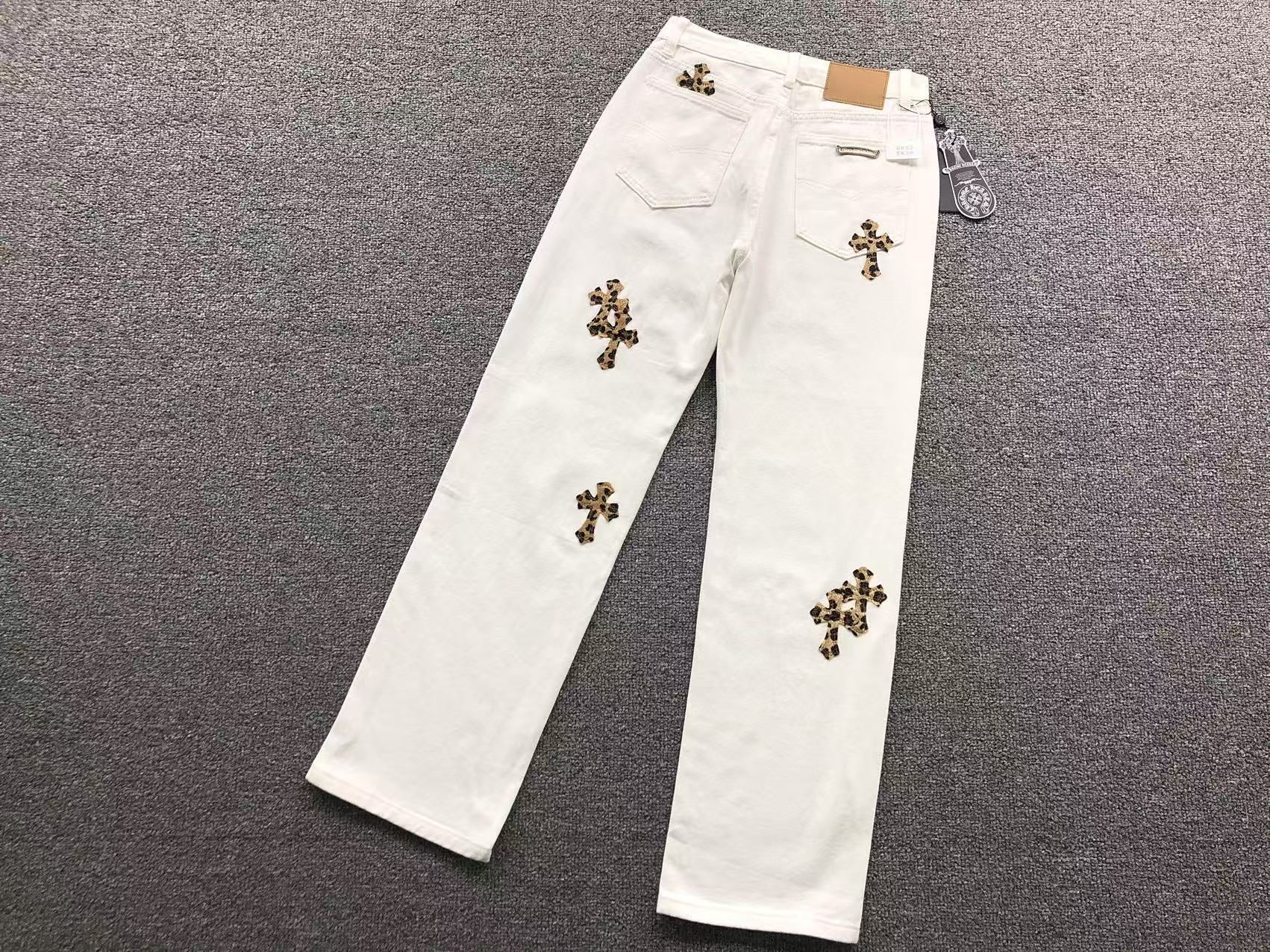 Mattyboy Leopard Cross Patch White Jeans™